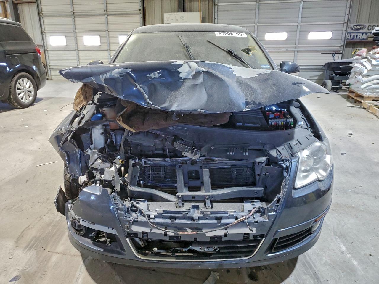 2008 VOLKSWAGEN PASSAT VR6 photo 5
