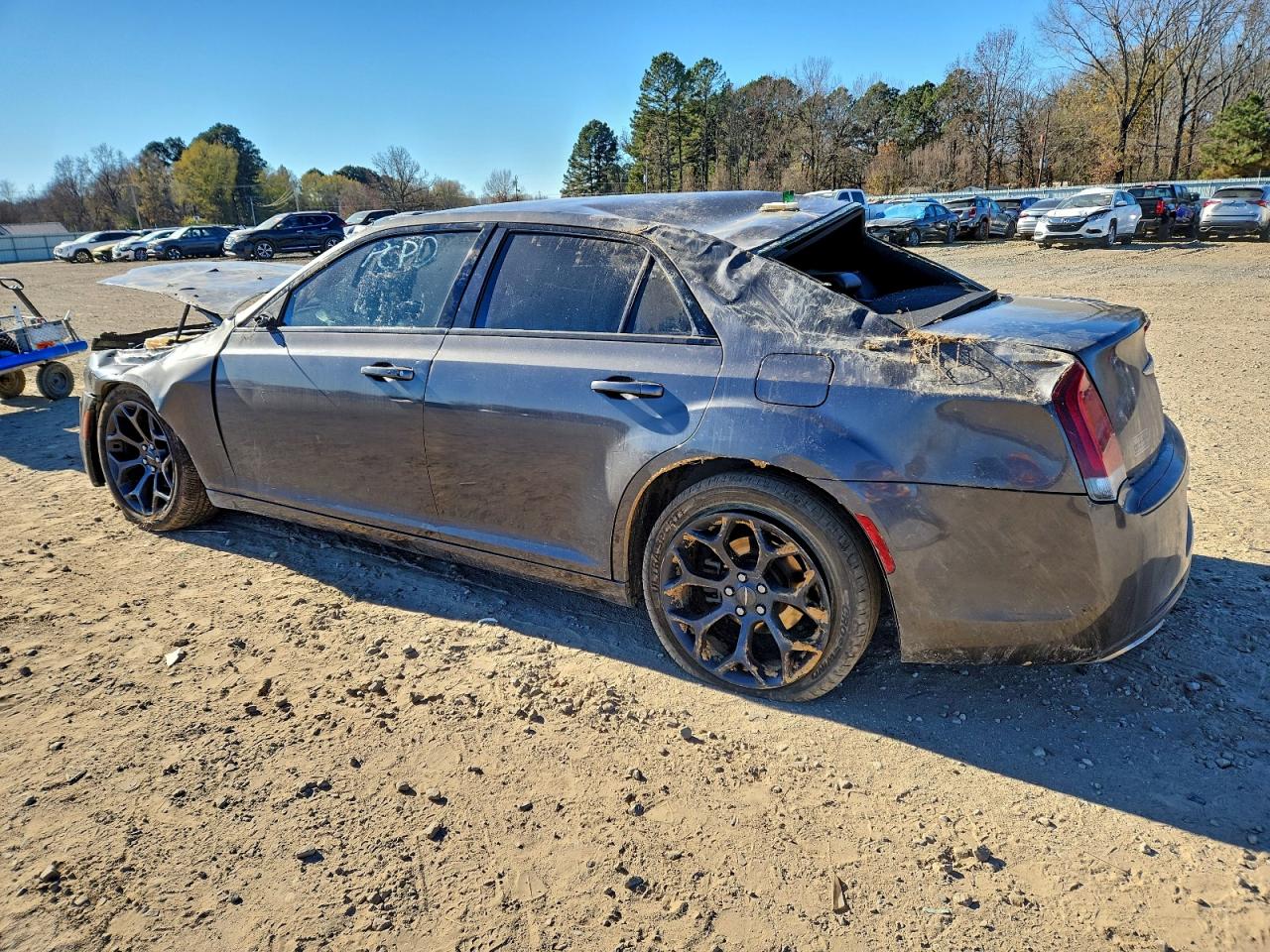 2019 CHRYSLER 300 S photo 2