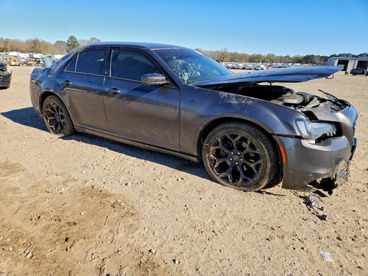 2019 CHRYSLER 300 S photo 4
