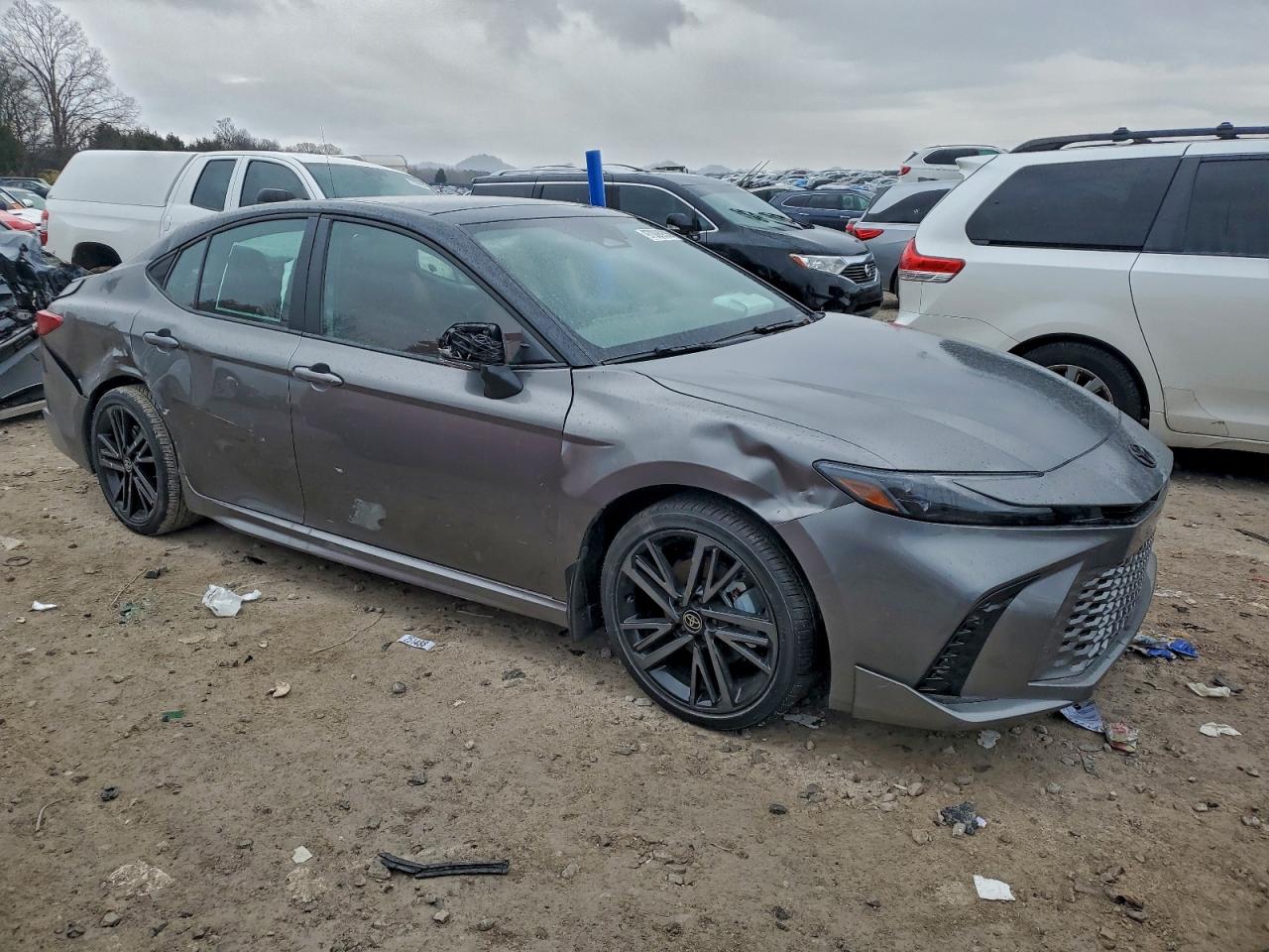 2025 TOYOTA CAMRY XSE photo 10