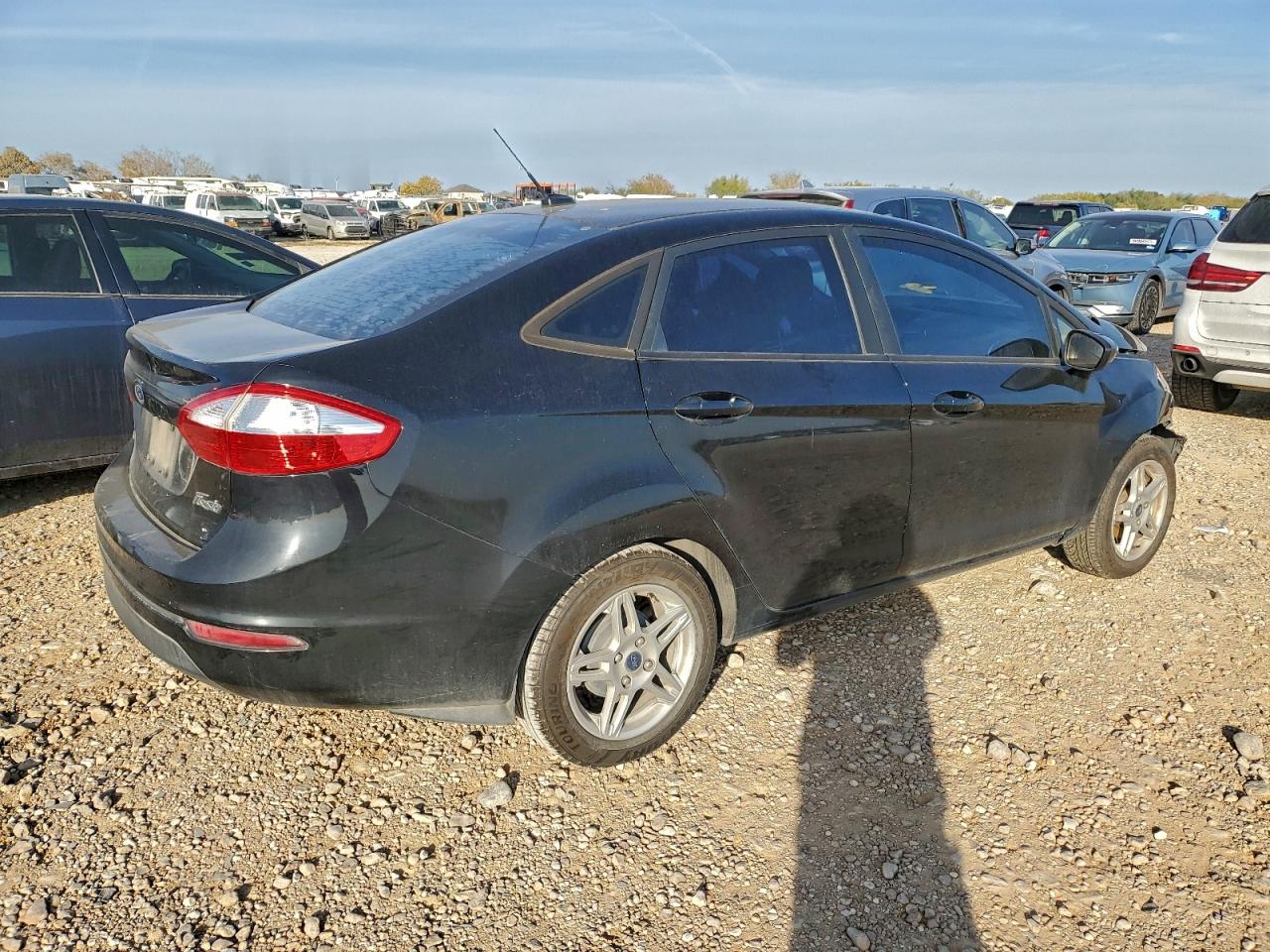 2019 FORD FIESTA SE photo 5
