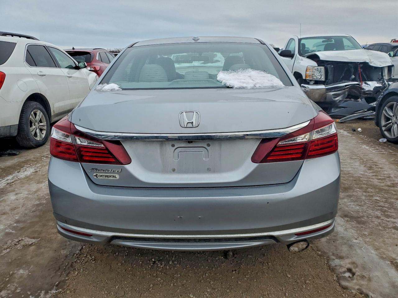 2017 HONDA ACCORD EX photo 11