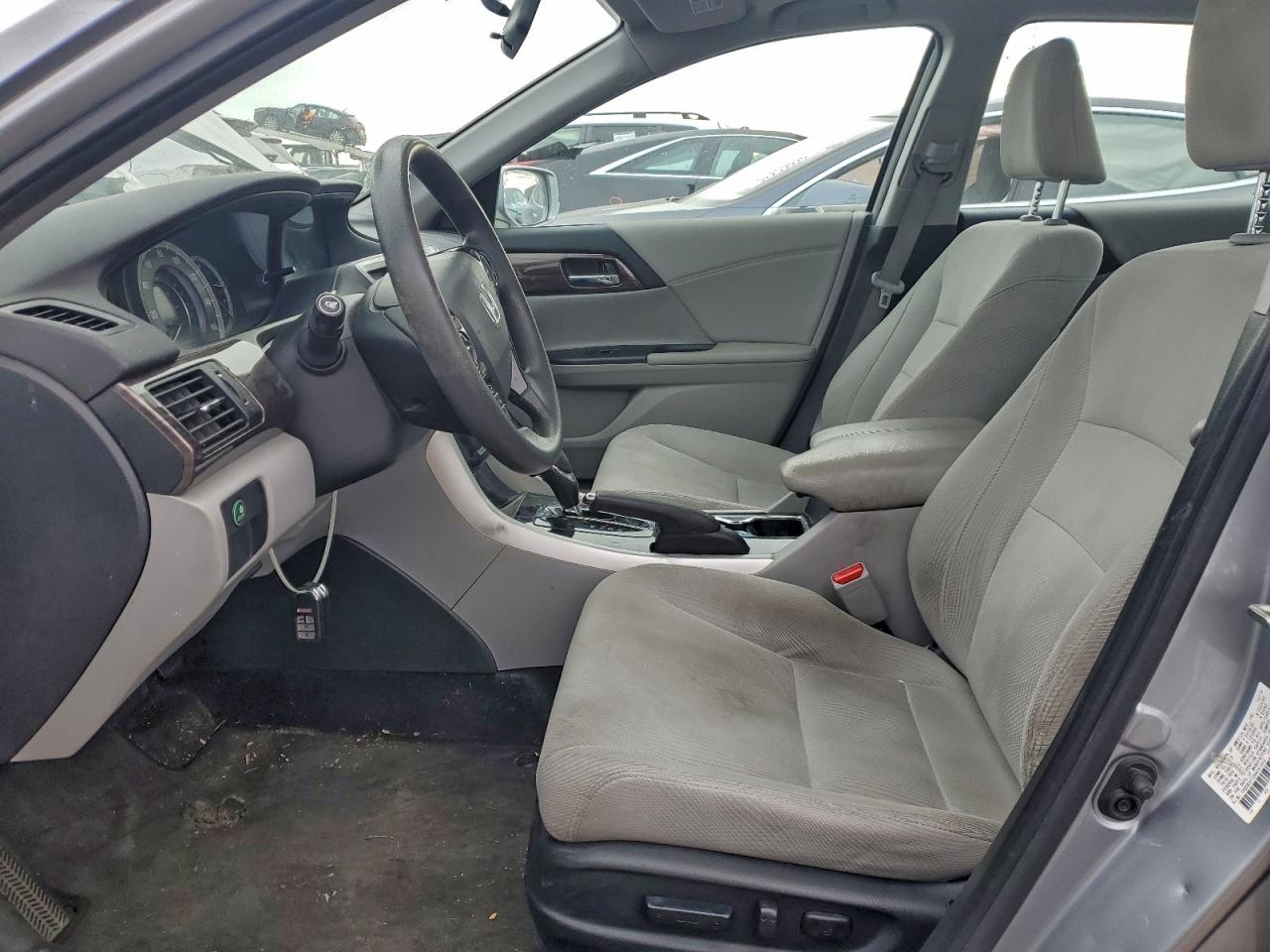 2017 HONDA ACCORD EX photo 13