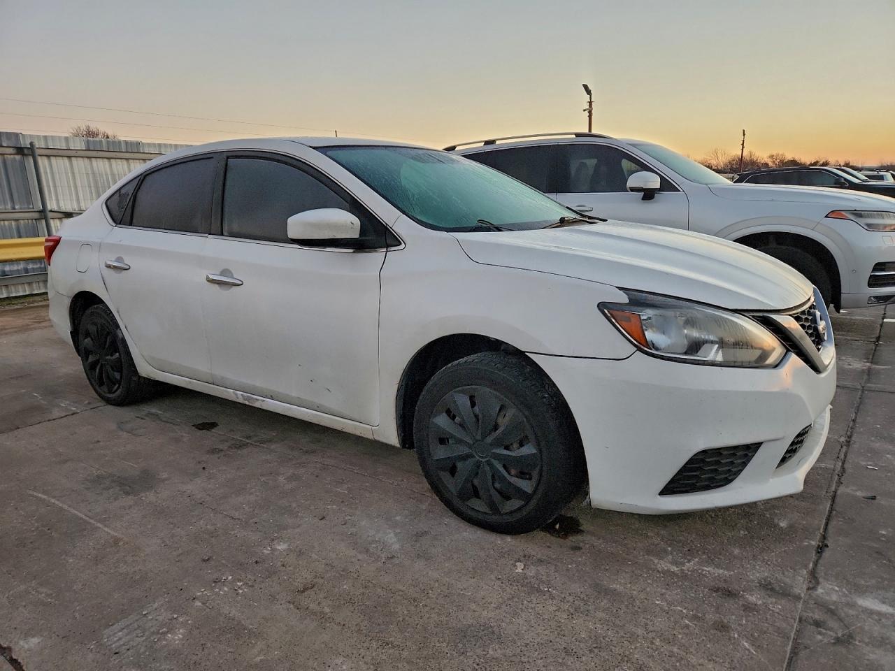 2017 NISSAN SENTRA S photo 4