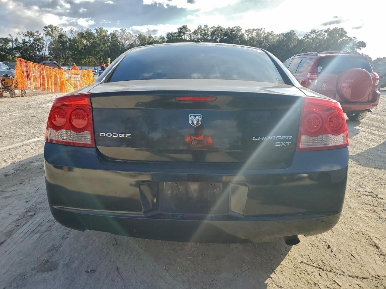 2010 DODGE CHARGER SXT photo 11