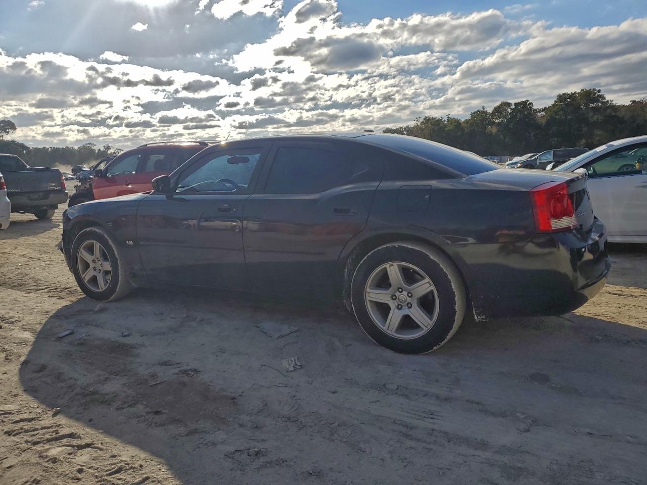 2010 DODGE CHARGER SXT photo 3