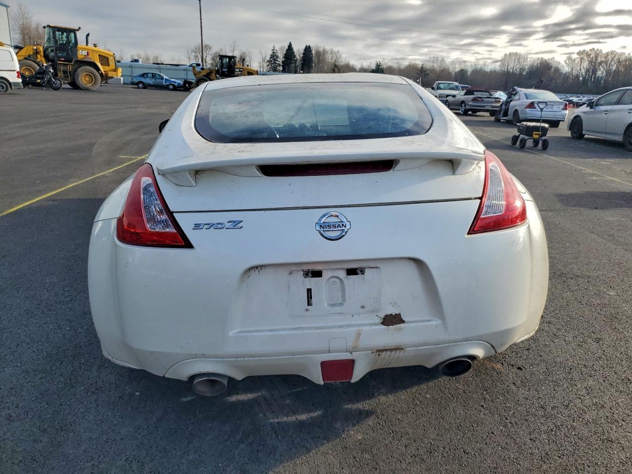2017 NISSAN 370Z SPORT photo 6