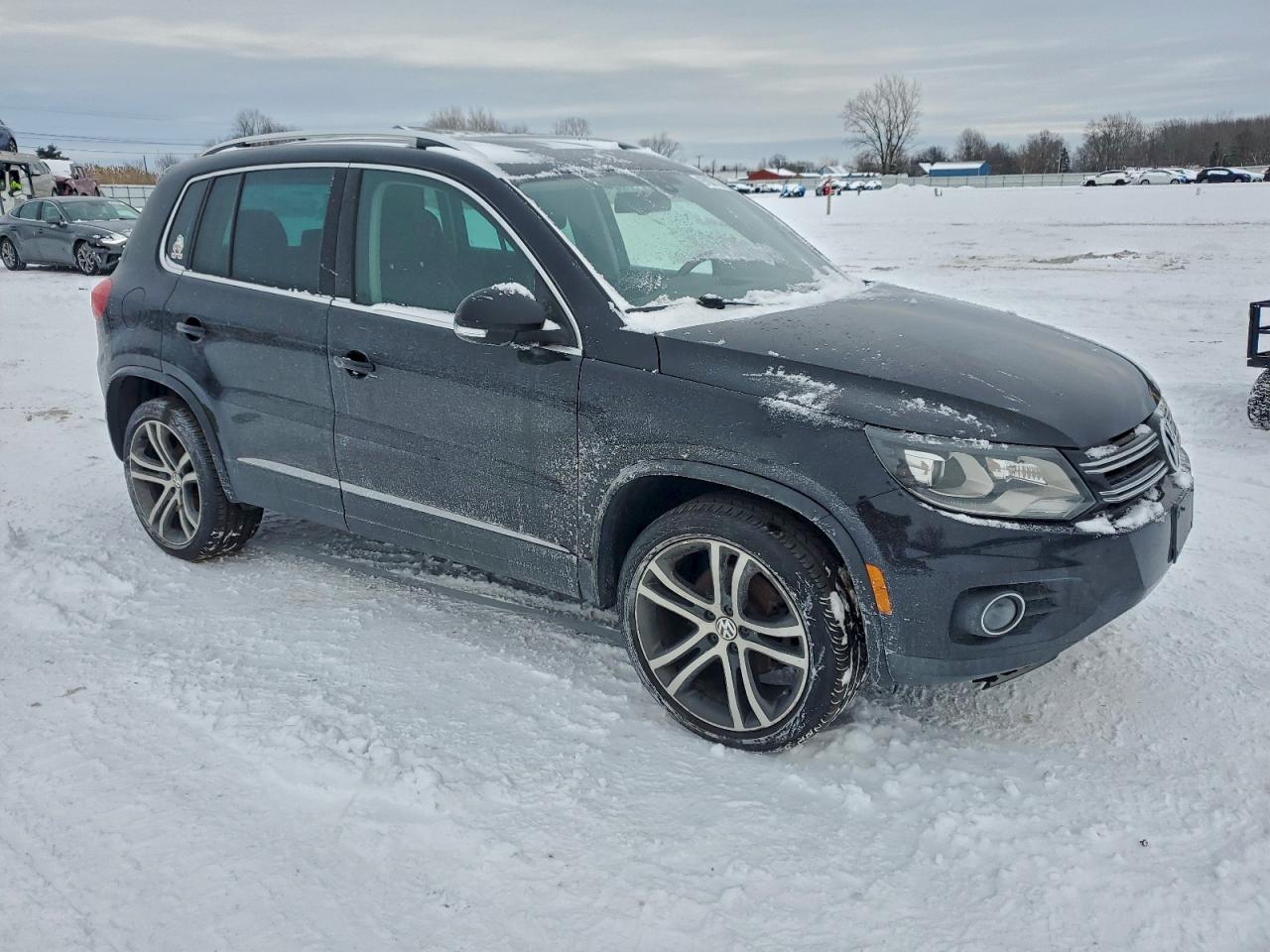 2017 VOLKSWAGEN TIGUAN SEL photo 7