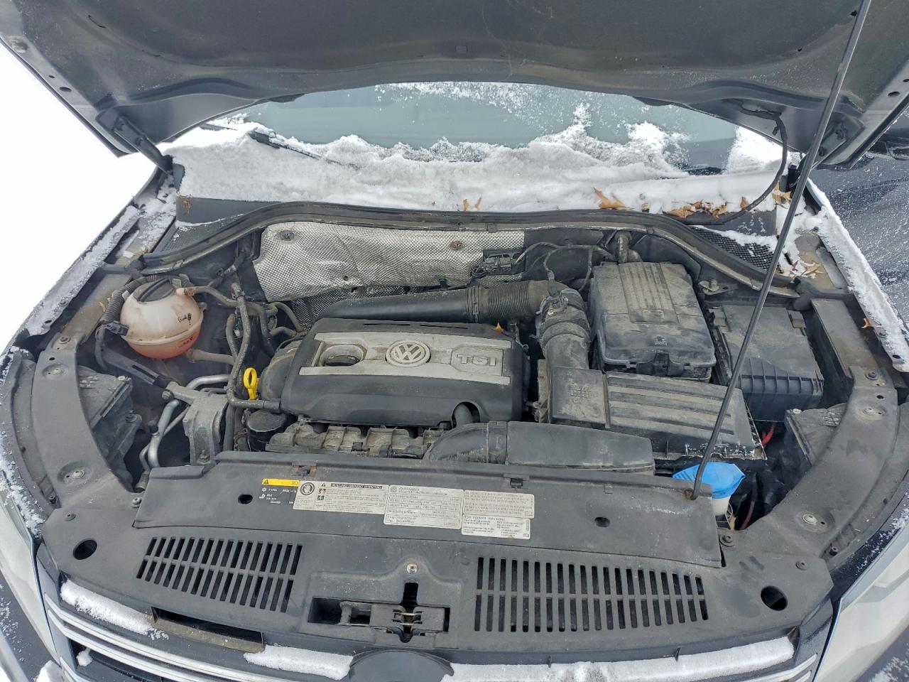 2017 VOLKSWAGEN TIGUAN SEL photo 23