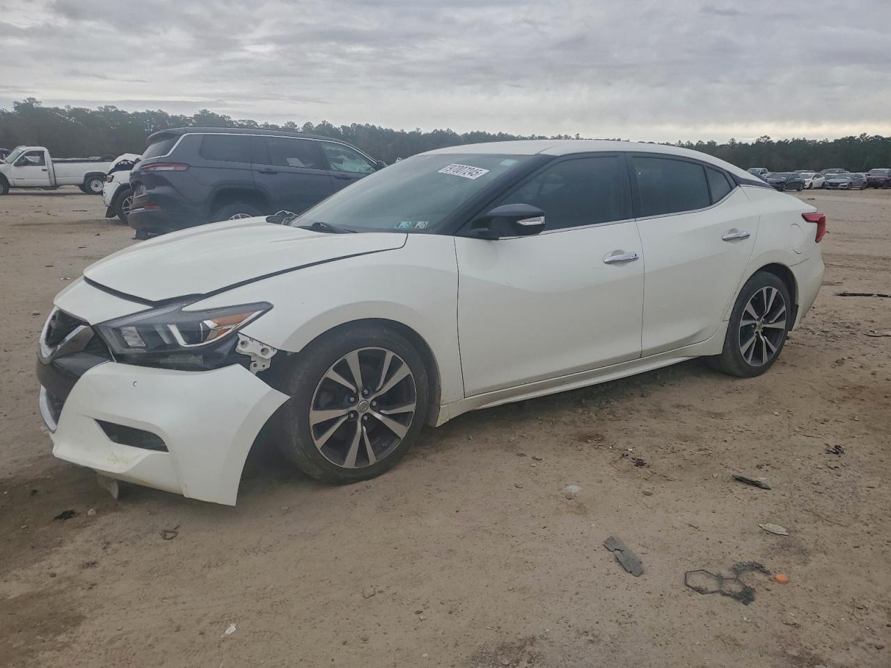 2017 NISSAN MAXIMA