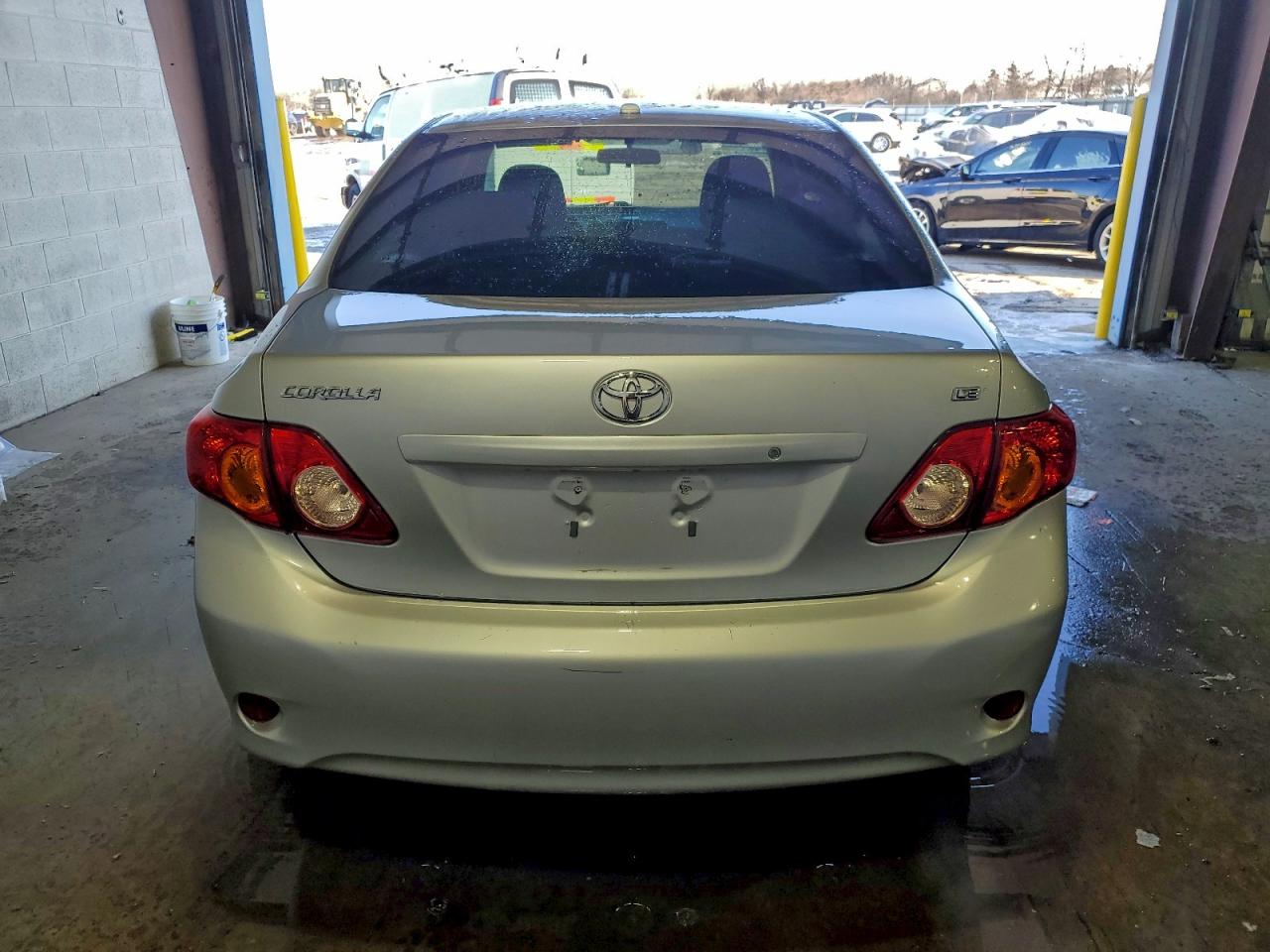 2009 TOYOTA COROLLA BASE photo 6