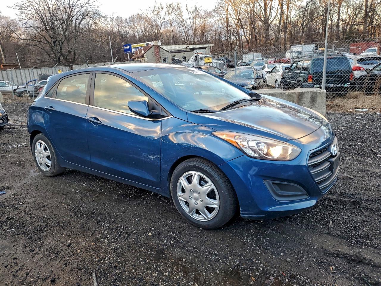 2016 HYUNDAI ELANTRA GT photo 4