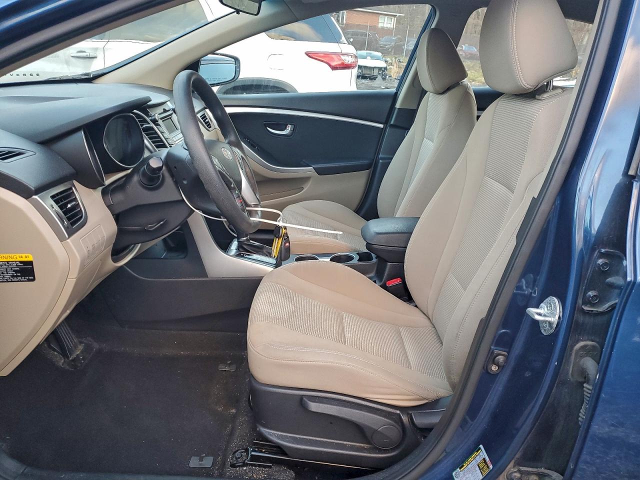 2016 HYUNDAI ELANTRA GT photo 7