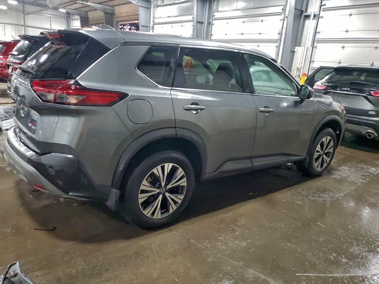 2021 NISSAN ROGUE SV photo 3
