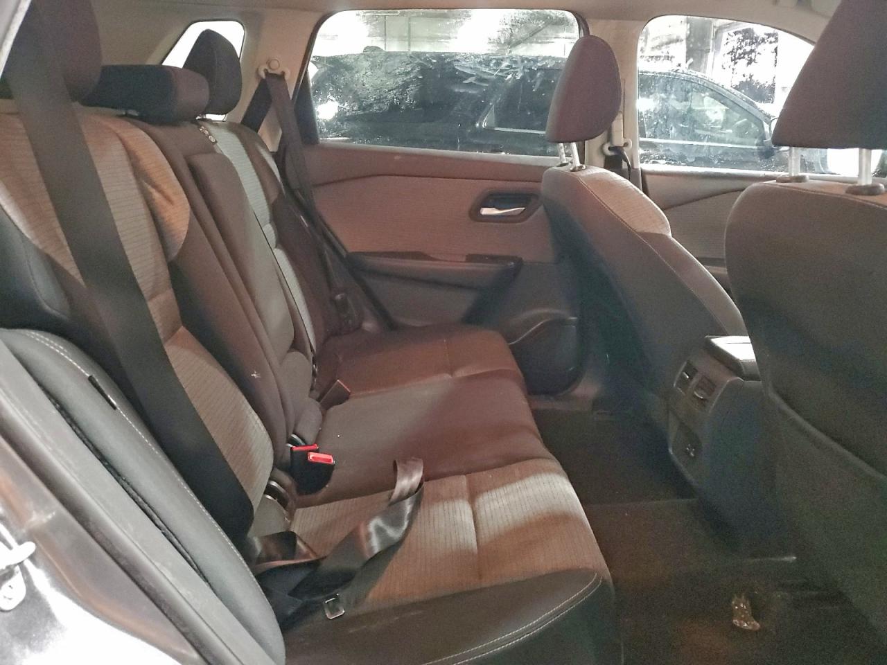 2021 NISSAN ROGUE SV photo 11