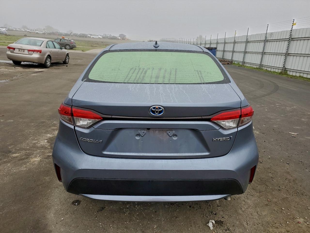 2021 TOYOTA COROLLA LE photo 6