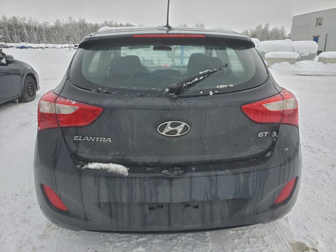2013 HYUNDAI ELANTRA GT photo 11
