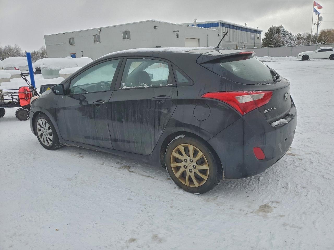 2013 HYUNDAI ELANTRA GT photo 3