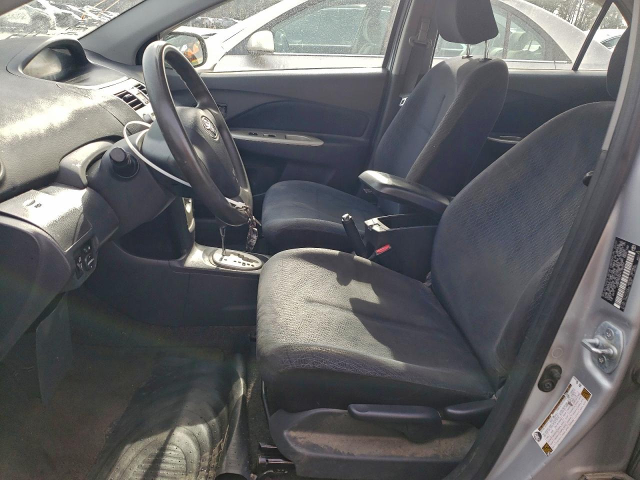 2007 TOYOTA YARIS photo 13
