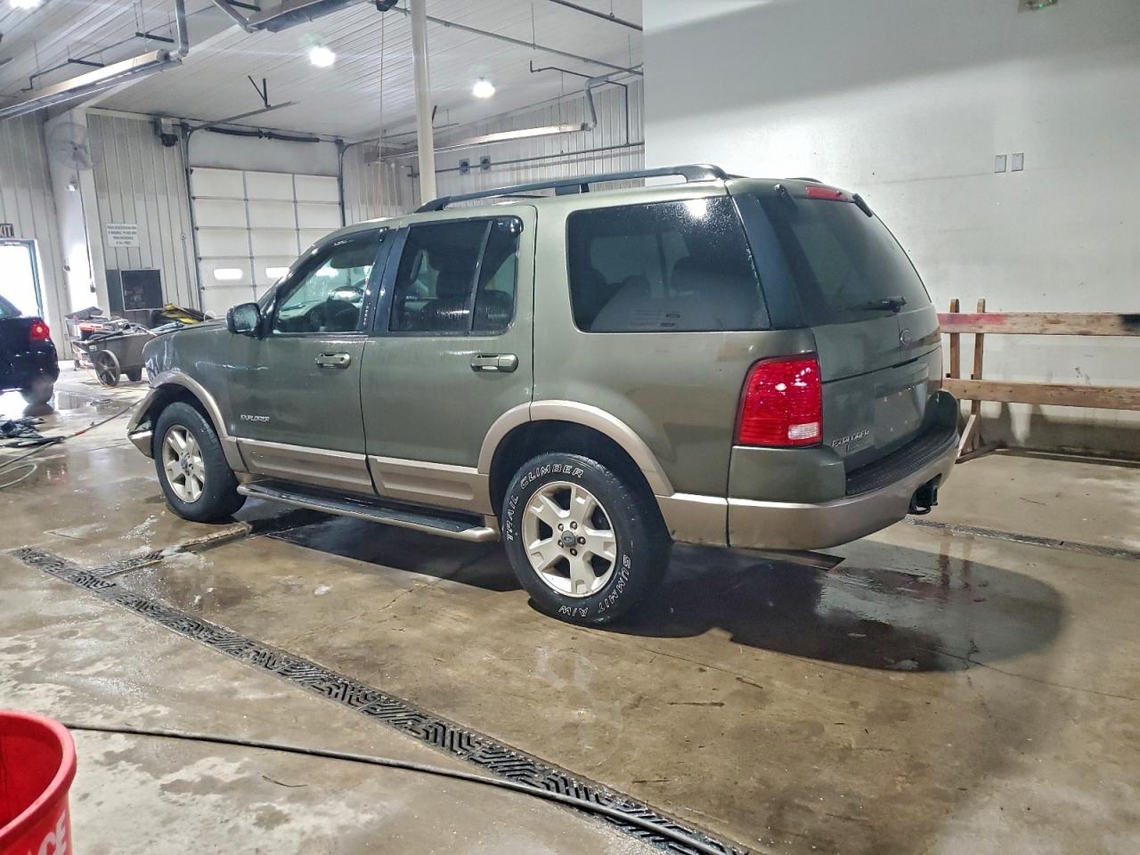 2004 FORD EXPLORER EDDIE BAUER photo 3