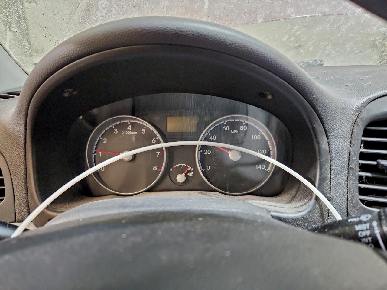 2011 HYUNDAI ACCENT GLS photo 17