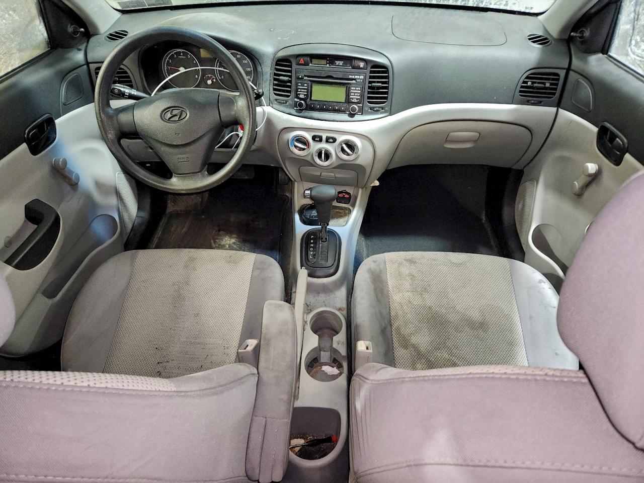 2011 HYUNDAI ACCENT GLS photo 15