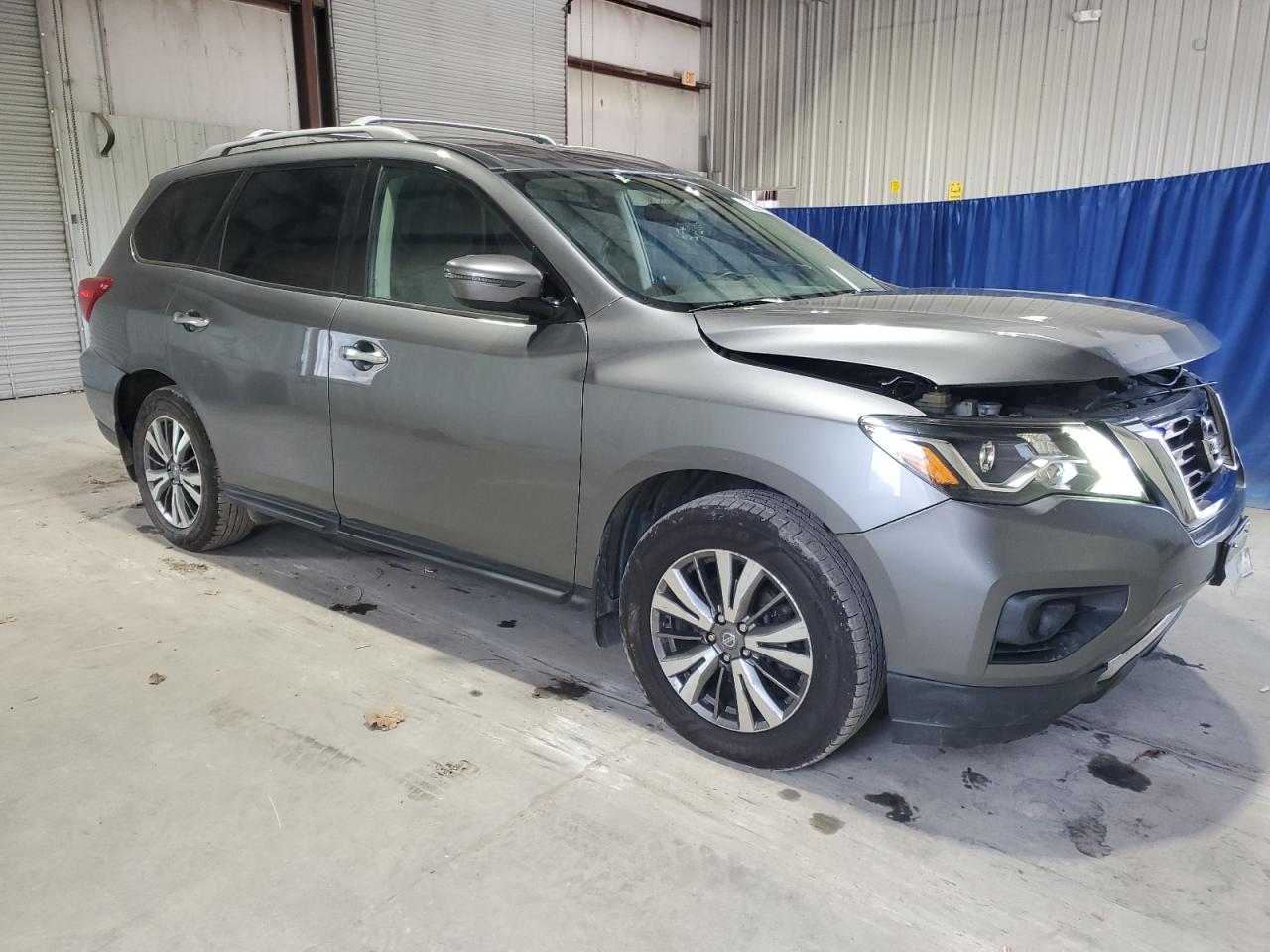 2020 NISSAN PATHFINDER S photo 4