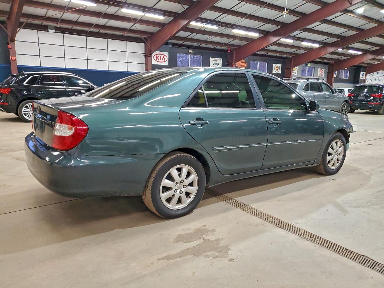 2003 TOYOTA CAMRY LE photo 5