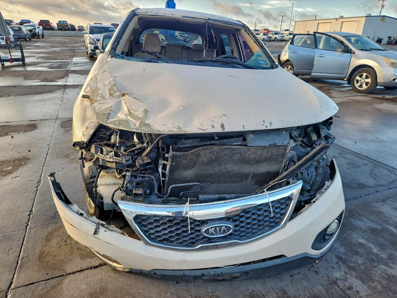 2011 KIA SORENTO BASE photo 5