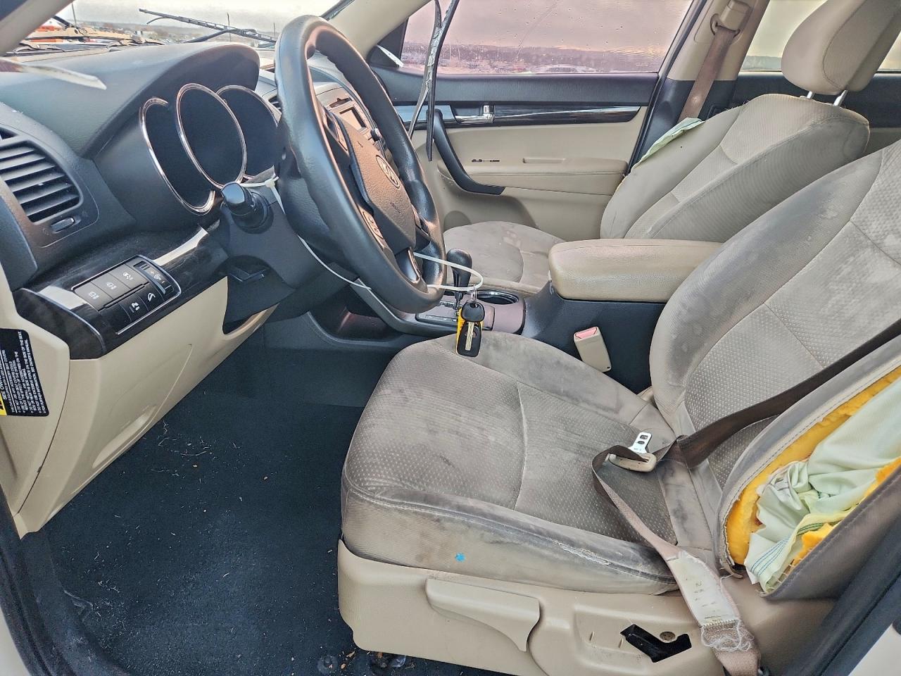 2011 KIA SORENTO BASE photo 7