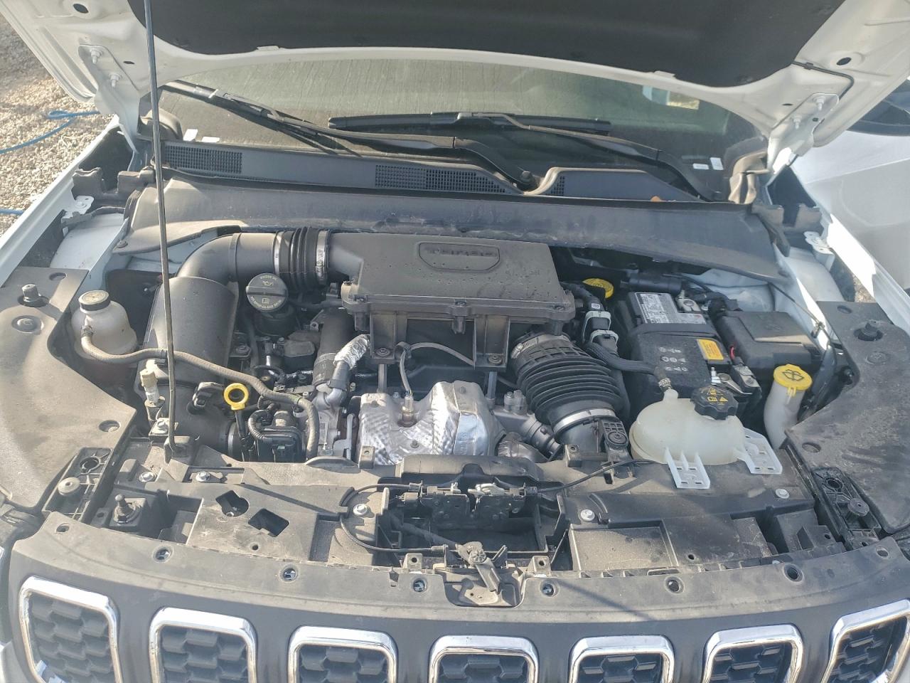 2025 JEEP COMPASS LATITUDE photo 12