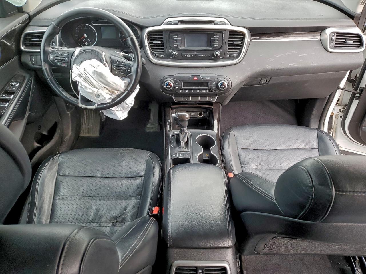 2016 KIA SORENTO EX photo 8