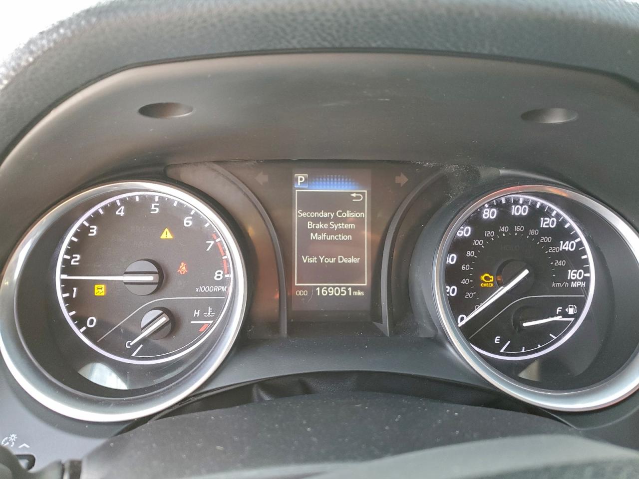 2018 TOYOTA CAMRY L photo 9