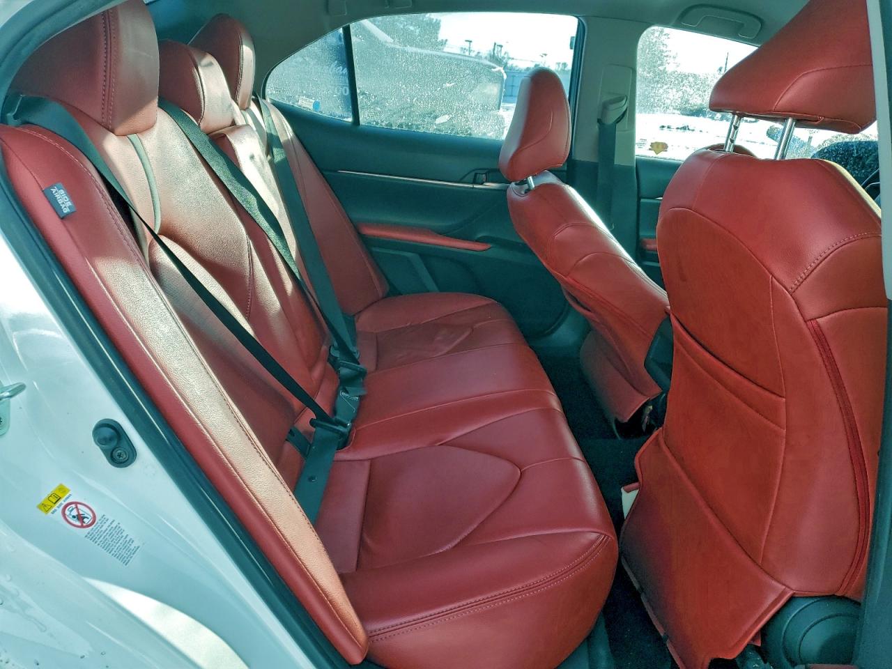 2018 TOYOTA CAMRY L photo 10