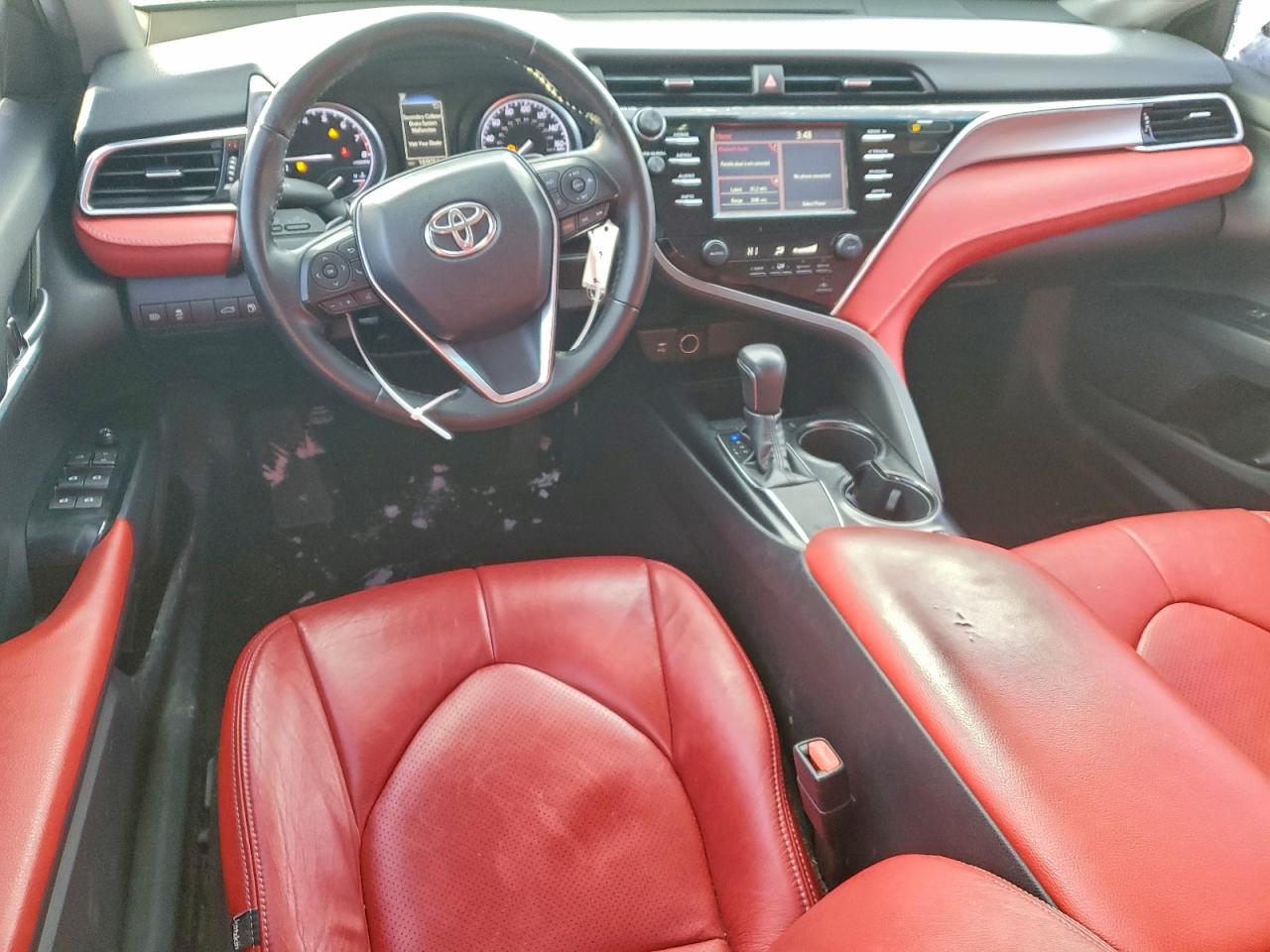 2018 TOYOTA CAMRY L photo 8