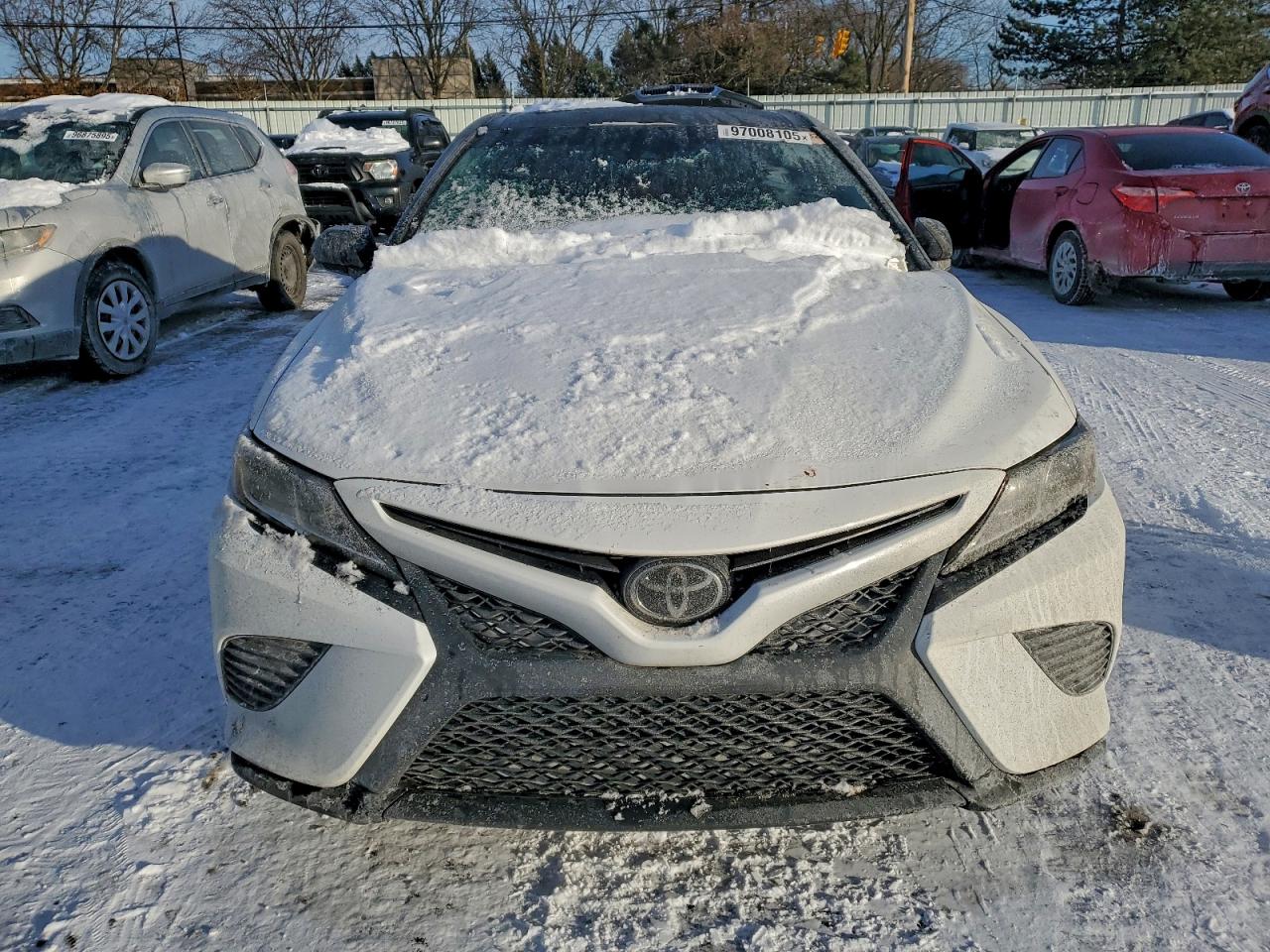 2018 TOYOTA CAMRY L photo 5