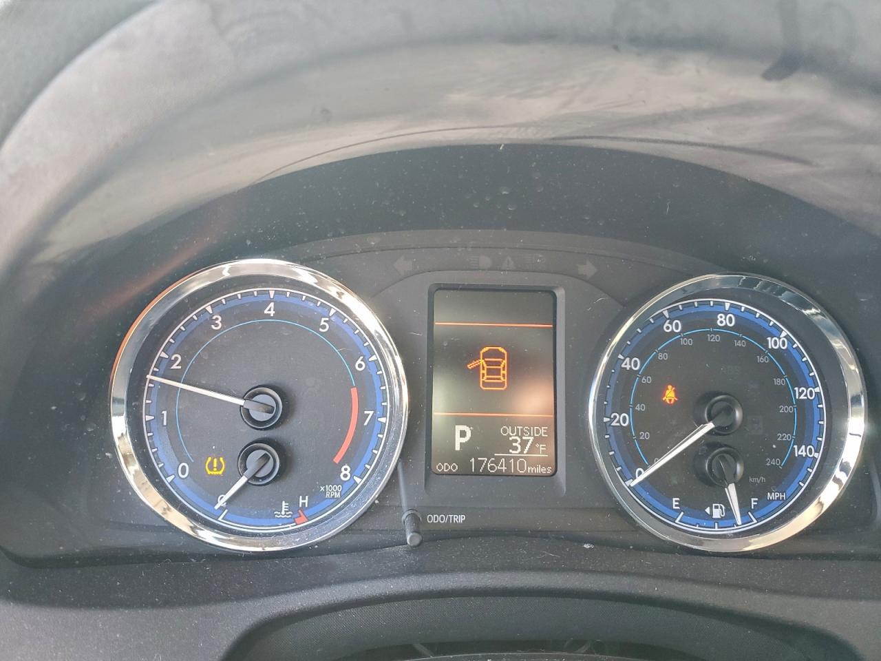 2017 TOYOTA COROLLA L photo 17