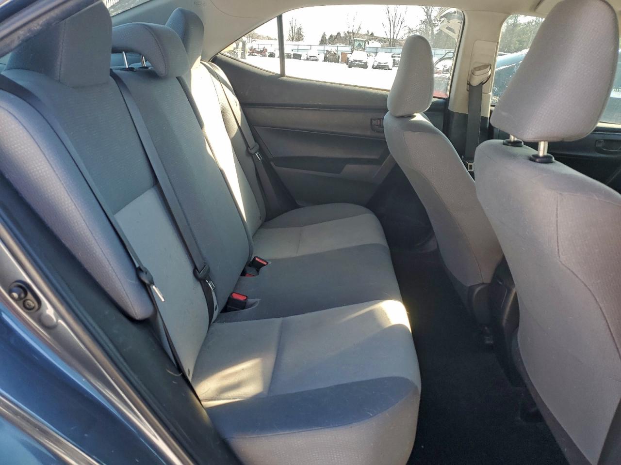 2017 TOYOTA COROLLA L photo 19