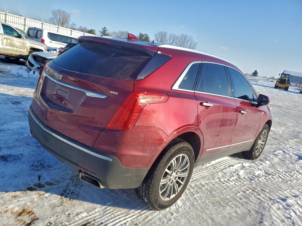 2017 CADILLAC XT5 LUXURY photo 3