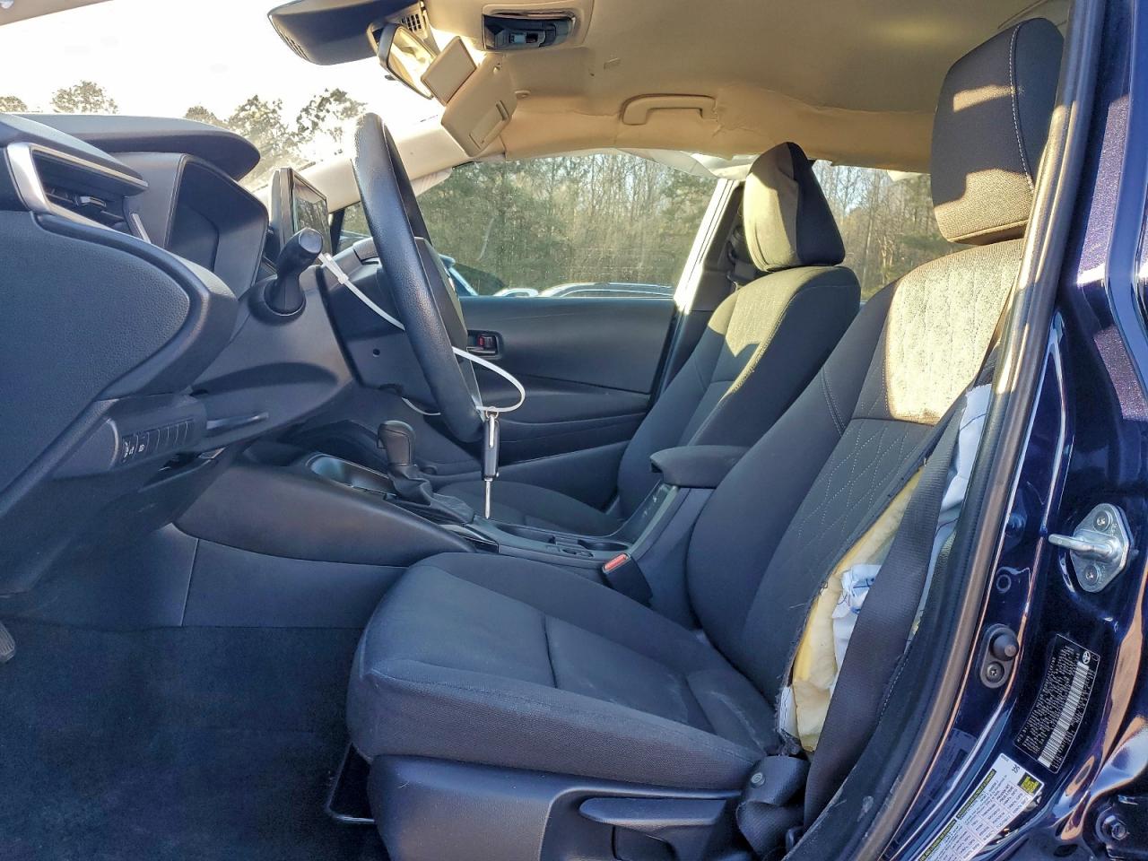 2024 TOYOTA COROLLA LE photo 13