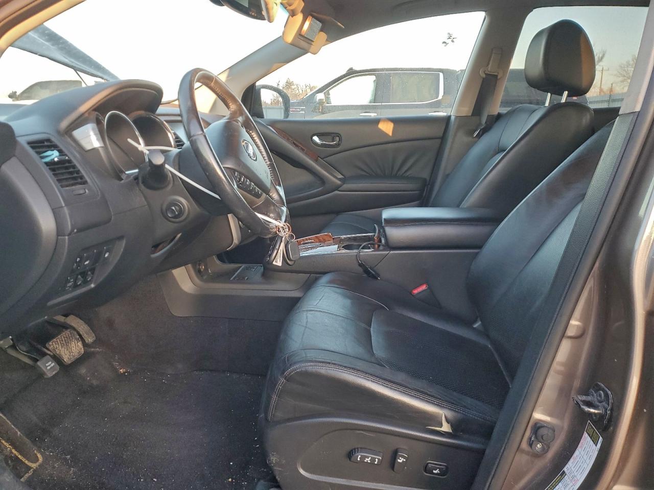 2009 NISSAN MURANO S photo 25