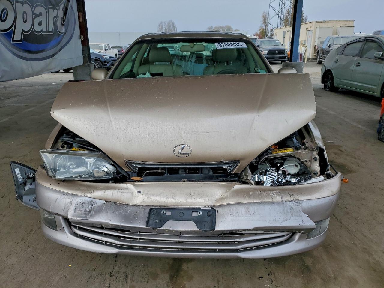 2000 LEXUS ES 300 photo 17