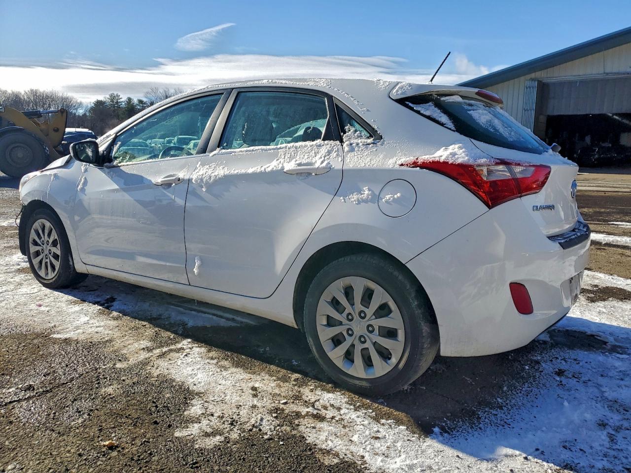 2017 HYUNDAI ELANTRA GT photo 2