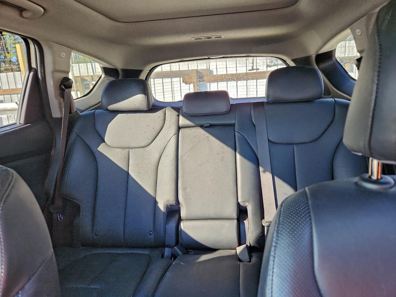 2019 HYUNDAI SANTA FE LIMITED photo 19