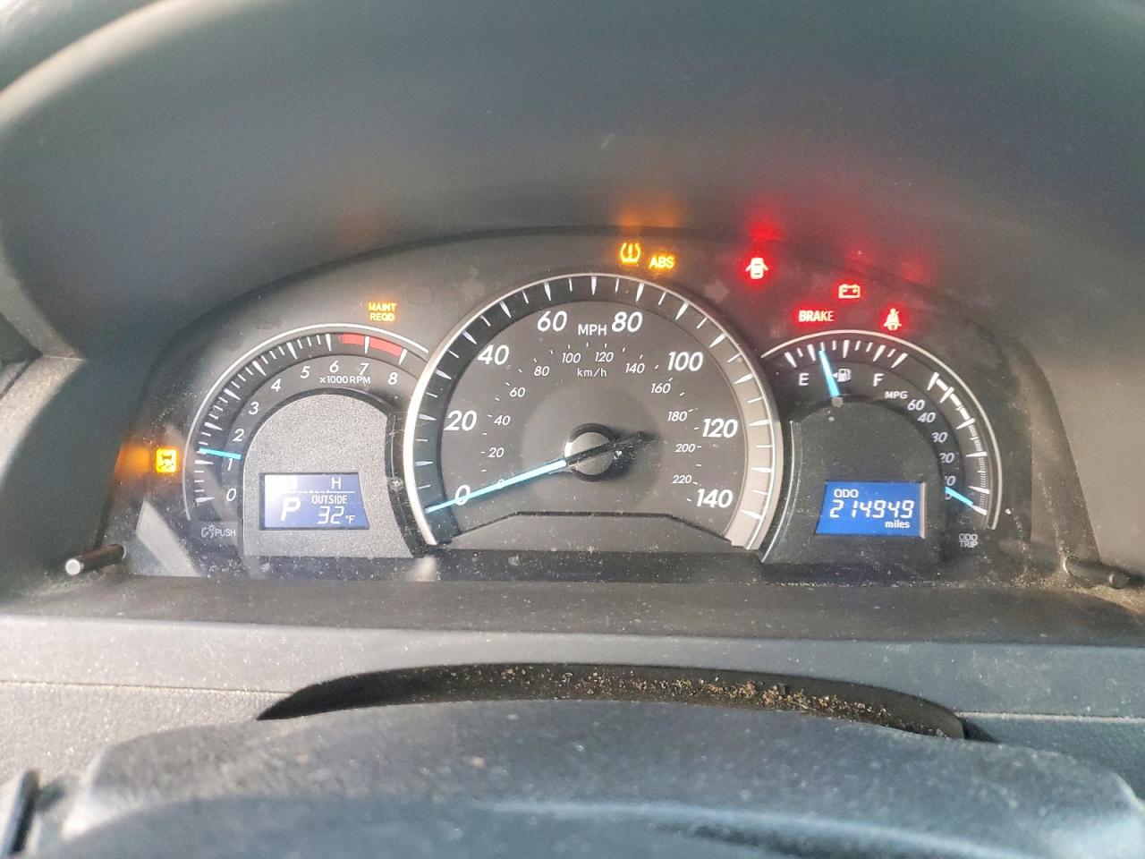2012 TOYOTA CAMRY BASE photo 9