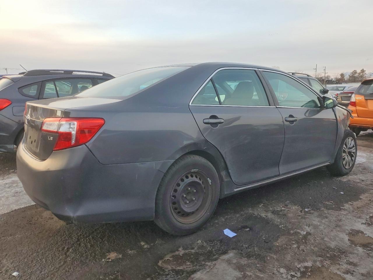 2012 TOYOTA CAMRY BASE photo 3