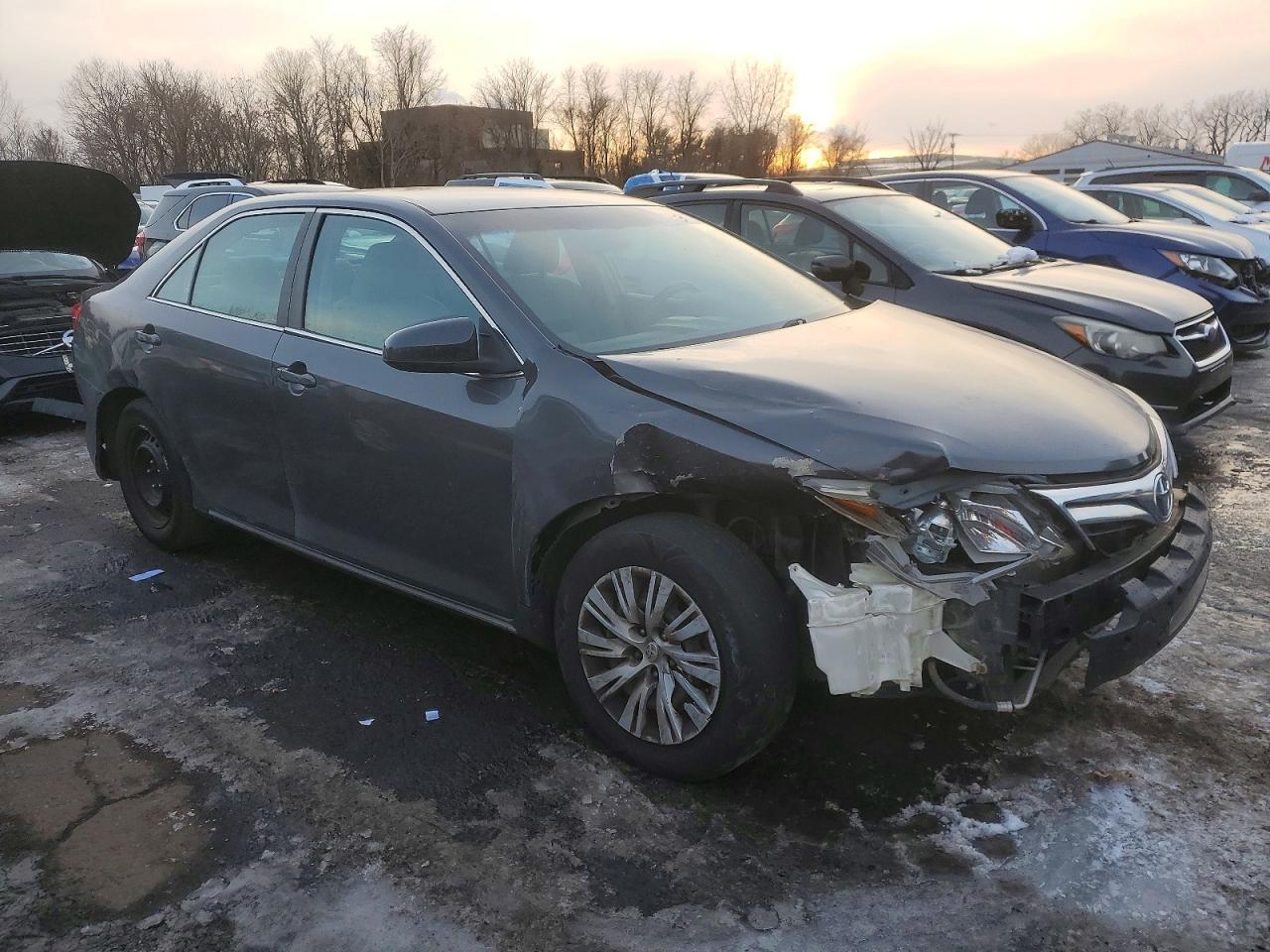 2012 TOYOTA CAMRY BASE photo 4
