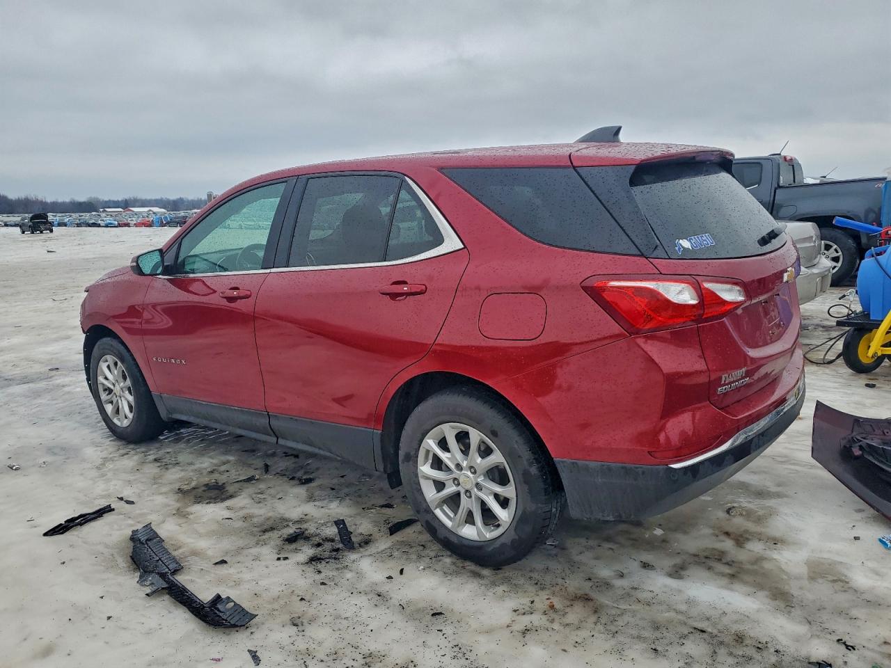2018 CHEVROLET EQUINOX LT photo 2