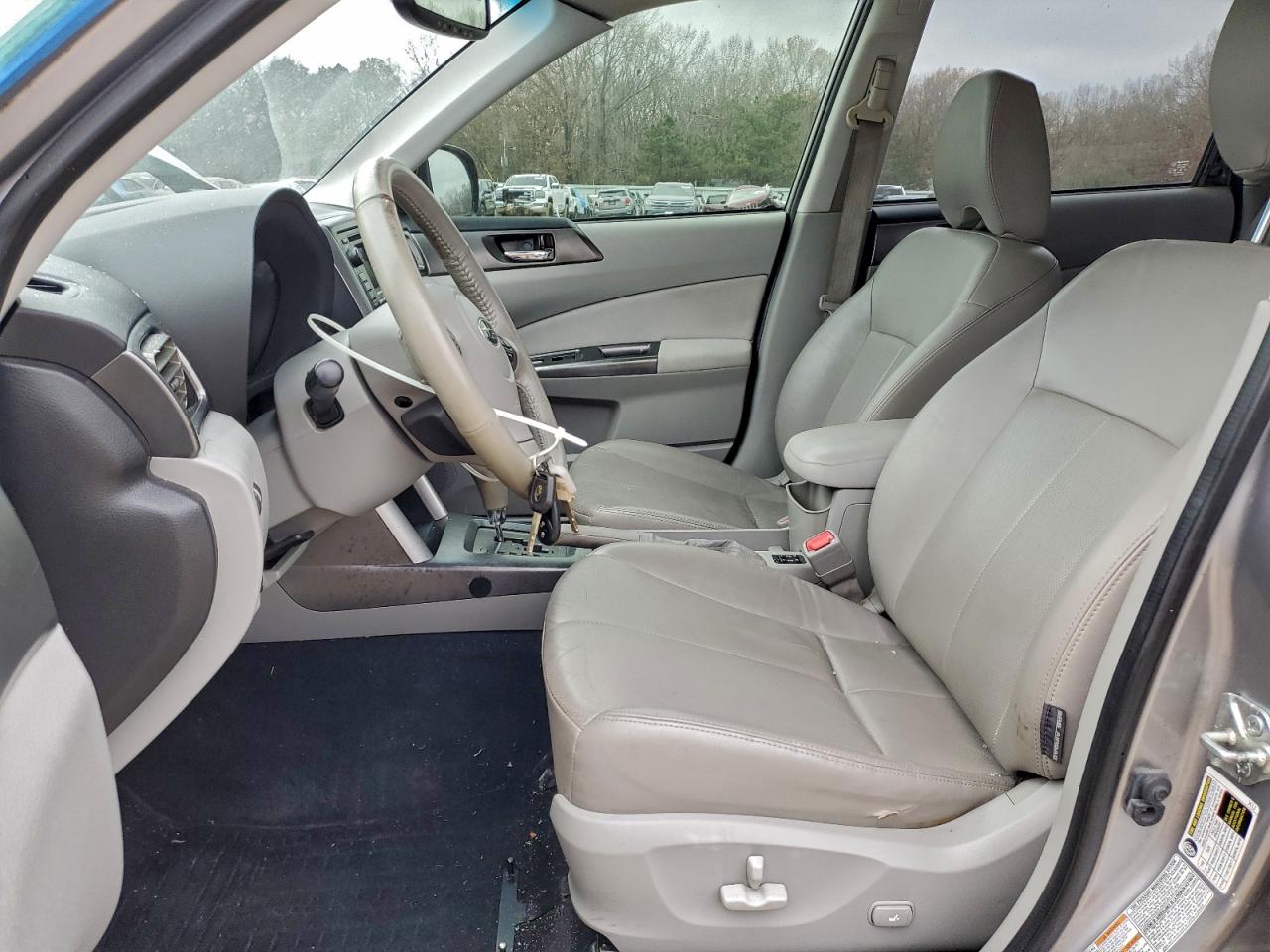 2011 SUBARU FORESTER LIMITED photo 19