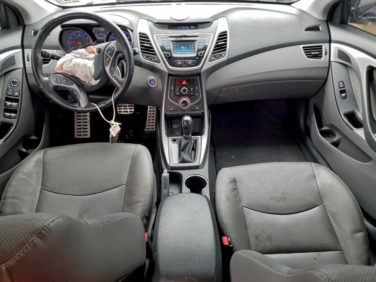 2015 HYUNDAI ELANTRA SE photo 22
